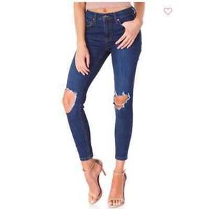 Free People High Rise Busted Dark Wash Distressed Skinny Jeans Size 26